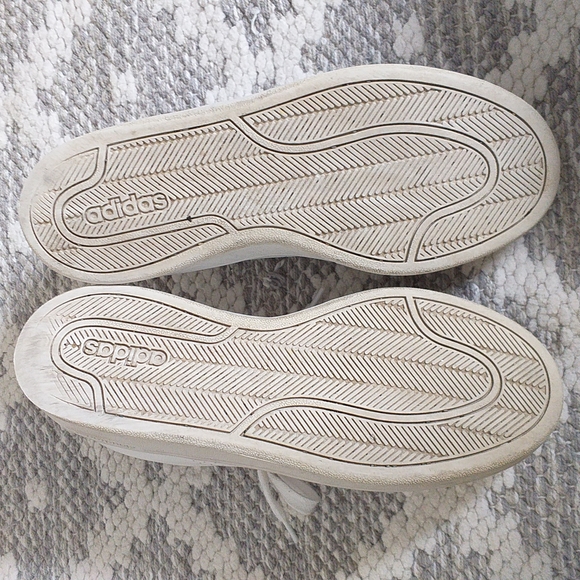 Adidas Cloudfoam Advantage Shoes - Picture 7 of 9